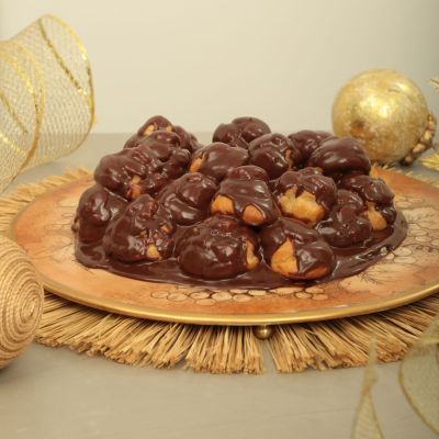 Torta de Profiteroles 900g
